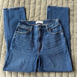 Abercrombie High-Rise Straight Jeans - Blue